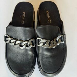 Vionic Black Leather Chain-Accent Slide Sandals